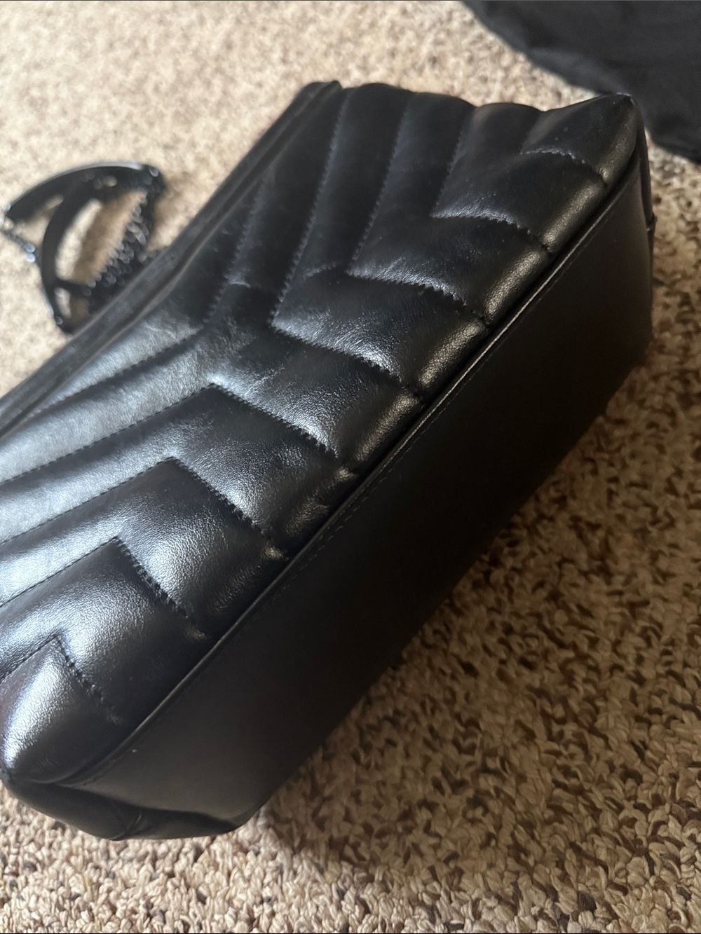 🖤Yves Saint Laurent LouLou Bag🖤 - Picture 8 of 15